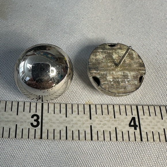 Vintage 70’s silvertone earring group Monet - Picture 5 of 5